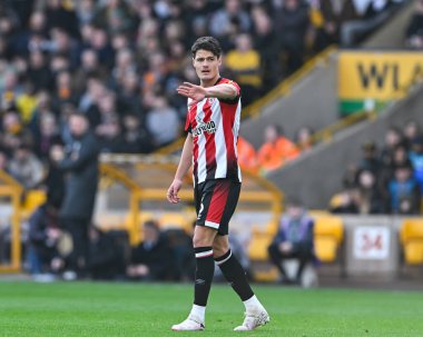 Brentford 'dan Christian Nrgaard, Premier League karşılaşmasında Wolverhampton Wanderers' a karşı Molineux, Wolverhampton, Birleşik Krallık 'ta 10 Şubat 2024' te oynanan maçta tepki gösterdi.