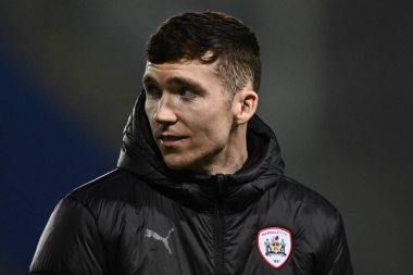 Barnsley 'den Conor Grant, 13 Şubat 202' de Croud Meadow, Shrewsbury, İngiltere 'de Shrewsbury Town' a karşı oynanan Sky Bet 1 maçı öncesinde geldi.