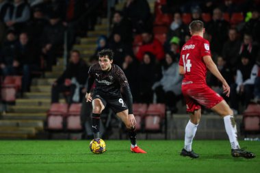 Blackpool 'dan Kyle Joseph, 13 Şubat 202' de Cheltenham Town 'a karşı Blackpool' da oynanan Gökyüzü İddia Ligi 1 karşılaşmasında sahada.