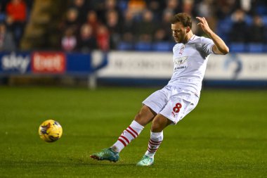 Barnsley takımından Herbie Kane, 13 Şubat 202 'de Croud Meadow, Shrewsbury, İngiltere' de oynanan Shrewsbury Town-Barnsley maçında pas attı.