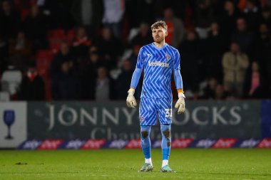 Blackpool takımından Daniel Grimshaw 13 Şubat 202 'de Cheltenham Town' a karşı Blackpool maçında, Cheltenham Stadyumu, Cheltenham 'da karşılaşacak.