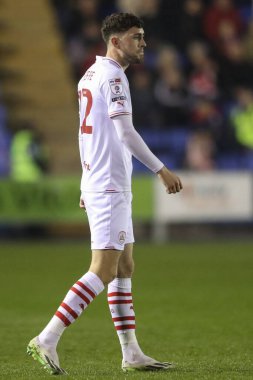 Barnsley takımından Corey O 'Keeffe 13 Şubat 202' de Croud Meadow, Shrewsbury 'de Shrewsbury Town' a karşı oynadığı maçta