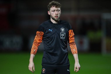 Blackpool 'dan Matthew Pennington 13 Şubat 202' de Cheltenham Town 'a karşı Blackpool, Cheltenham Stadyumu' nda oynanan Gökyüzü İddia Ligi 1 maçı öncesi ısınma maçında