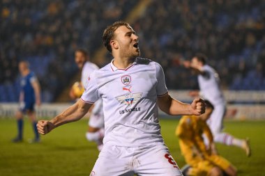 Barnsley 'den Herbie Kane, 13 Şubat 202' de Croud Meadow, Shrewsbury, İngiltere 'de oynanan Shrewsbury Town-Barnsley maçında 1-1' lik galibiyetini kutluyor.
