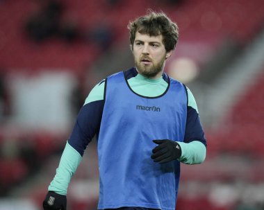 Stoke City 'den Ben Pearson, Stoke City, Queens Park Rangers' a karşı 14 Şubat 202 'de oynanan Bet365 Stadyumu' nda oynanan Gökyüzü İddia Şampiyonası maçından önce ısınıyor.