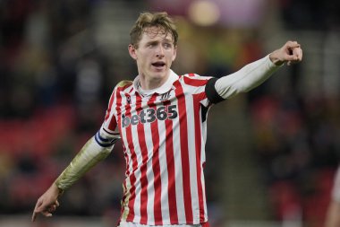 Stoke City 'den Wouter Burger, Stoke City' nin Queens Park Rangers 'a karşı 14 Şubat 202' de oynanan Bet365 Stadyumu 'nda oynanan Sky Bet Şampiyonası maçında talimatları haykırıyor.