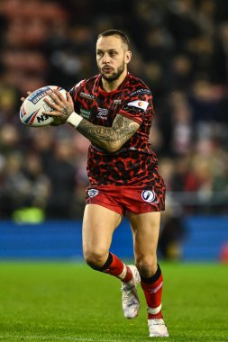 Leigh Leopards 'dan Gareth OBrien, 16 Şubat 2024' te Leigh Spor Köyü 'nde Leigh Leopards ile Huddersfield Giants arasındaki Süper Lig karşılaşmasında ilk raundu kazandı.