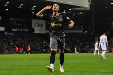 Southampton 'dan Taylor Harwood-Bellis, 16 Şubat 202' de Hawthorns, West Bromwich, İngiltere 'de oynanan West Bromwich Albion-Southampton maçında takımının 0-2 kazanma golünü kutluyor.