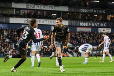 Southampton 'dan David Brooks, 16 Şubat 202' de İngiltere 'nin West Bromwich Albion-Southampton maçında skor yapma golünü kutluyor.