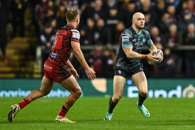 Huddersfield Giants takımından Adam Swift, 16 Şubat 202 'de Leigh Sports Village, Leigh, İngiltere' de Leigh Leopards ile Huddersfield Giants arasındaki Süper Lig karşılaşmasında ilk raundu kazandı.