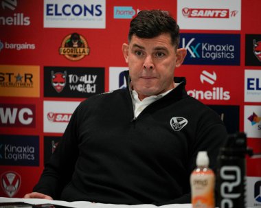 St. Helens 'in baş antrenörü Paul Wellens, 16 Şubat 202' de St Helens - Londra Broncos maçının ardından basına konuştu.