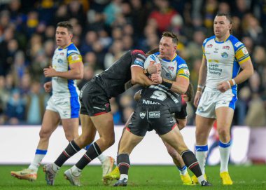 Leeds Gergedanları Salford Kırmızı Şeytanlarına Karşı