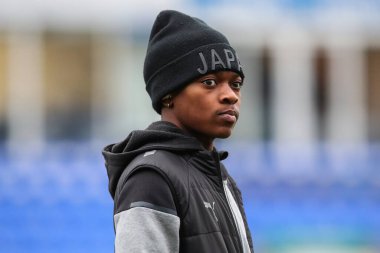 Blackpool 'dan Karamoko Dembele, 17 Şubat 202' de İngiltere 'nin Peterborough kentindeki Weston Homes Stadyumu' nda oynanan 1.