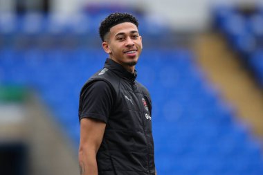 Blackpool 'dan Jordan Lawrence-Gabriel, 17 Şubat 202' de İngiltere 'de Weston Homes Stadyumu' nda oynanan 1.