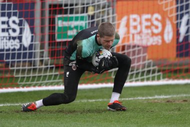 17 Şubat 202 'de İngiltere' nin Highbury Stadyumu 'nda Fleetwood Town - Barnsley maçında Barnsley maçında Barnsley' li Ben Killip maç öncesi ısınma turunda