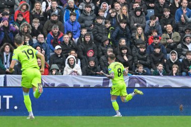 Blackburn Rovers 'dan Sammie Szmodics, 17 Şubat 202' de İngiltere 'nin Deepdale kentinde oynanan Gökyüzü İddia Şampiyonası maçında Blacburn' e 0-1 kazandırma hedefini kutluyor.