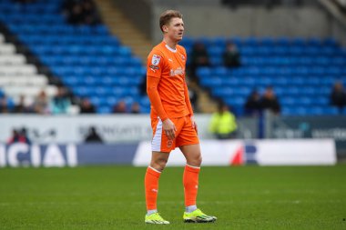 Blackpool takımından George Byers 17 Şubat 202 'de İngiltere' de Weston Homes Stadyumu 'nda oynanan 1.