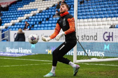 Blackpool 'dan Daniel Grimshaw, 17 Şubat 202' de İngiltere 'nin Peterborough kentindeki Weston Homes Stadyumu' nda oynanan 1.