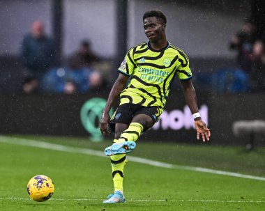 Arsenal 'den Bukayo Saka, 17 Şubat 202' de Burnley, Burnley-Arsenal maçında topu geçti.