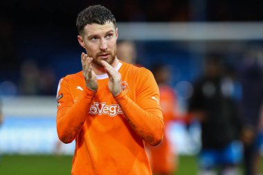 Blackpool 'dan James Husband, 17 Şubat 202' de İngiltere 'nin Peterborough kentindeki Weston Homes Stadyumu' nda oynanan 1.