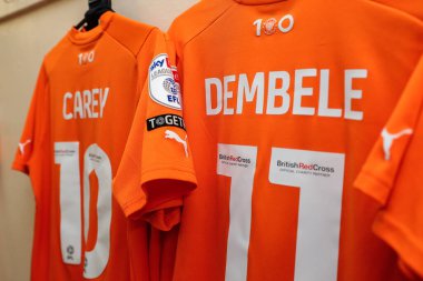 Blackpool 'dan Karamoko Dembele' nin ev tişörtü 17 Şubat 202 'de İngiltere' nin Peterborough kentindeki Weston Homes Stadyumu 'nda oynanan 1.