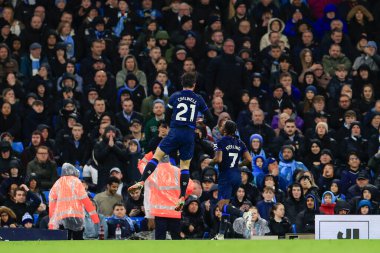 Chelsea 'den Raheem Sterling Premier Lig karşılaşmasında Manchester City' nin Chelsea 'ye karşı 17 Şubat 202' de Etihad Stadyumu 'nda 0-1' lik skorunu kutluyor.