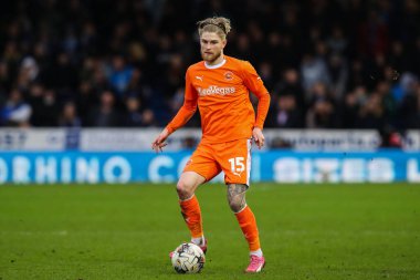 Blackpool takımından Hayden Coulson, 17 Şubat 202 'de İngiltere' de Weston Homes Stadyumu 'nda oynanan 1.