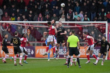 Barnsley 'den Jamie McCart, 17 Şubat 202' de İngiltere 'nin Highbury Stadyumu' nda Fleetwood Town 'a karşı oynanan 1.