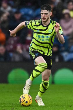 Arsenal 'den Declan Rice, 17 Şubat 202' de Burnley, Burnley, Birleşik Krallık 'ta oynanan Premier League maçında topa vuruyor.