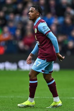 Burnley takımından Wilson Odobert 17 Şubat 202 tarihinde Burnley, Burnley, İngiltere 'deki Turf Moor maçında Arsenal' e karşı oynamıştır.