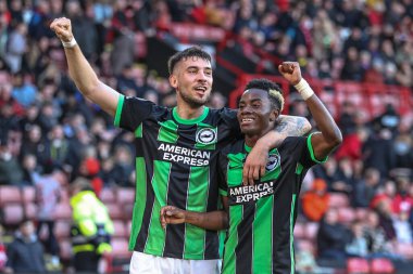 Brighton & Hove Albion 'dan Simon Adingra, 18 Şubat 202' de Bramall Lane, Sheffield, İngiltere 'de oynanan Premier League maçı Sheffield United ve Hove Albion maçında 0-5' lik galibiyet golünü kutluyor.