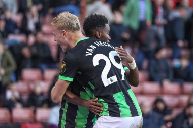 Brighton & Hove Albion 'dan Simon Adingra, 18 Şubat 202' de Bramall Lane, Sheffield, İngiltere 'de oynanan Premier League maçı Sheffield United ve Hove Albion maçında 0-4' lük skorla kazanma hedefini kutluyor.