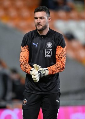 Blackpool 'dan Richard O' Donnell, Bristol Street Motors 'un yarı final maçı olan Blackpool-Peterborough United maçında 20 Şubat 202' de Bloomfield Road, Blackpool 'da ısınıyor.
