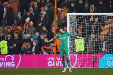 Blackpool 'dan Richard O' Donnell, takımının 20 Şubat 202 'de Bloomfield Road, Blackpool, Birleşik Krallık' ta oynanan Bristol Street Motors Yarı-Final karşılaşması sonrasında kaybettiği takımı karşısında tepki gösterdi.