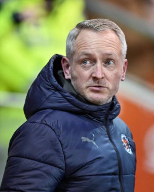 Blackpool 'un Neil Critchley teknik direktörü Bristol Street Motors Yarı Final Maçı' nda Blackpool-Peterborough United 'a karşı Bloomfield Road, Blackpool, İngiltere, 20 Şubat 202