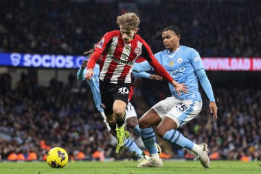 Brentford 'dan Mads Roerslev Manchester City' den Manuel Akanji 'yi geçerek Premier Lig maçında Manchester City ile Brentford arasında 20 Şubat 202' de Etihad Stadyumu 'nda karşılaşacak.
