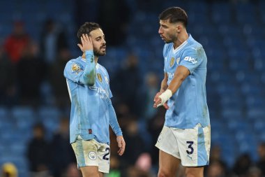 Manchester City 'den Rben Dias, Manchester City' nin 20 Şubat 2024 'te Etihad Stadyumu' nda oynanan Premier League maçında Manchester City 'nin Brentford' a karşı kazandığı 1-0 'lık galibiyet sonrasında Manchester City' den Bernardo Silva 'ya konuştu.
