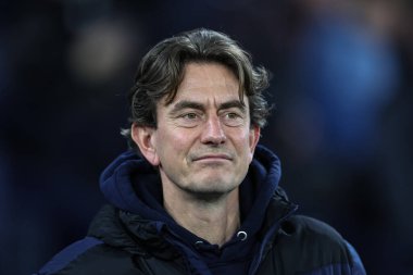 Brentford 'un Thomas Frank teknik direktörü 20 Şubat 202 tarihinde Etihad Stadyumu' nda Manchester City ile Brentford arasındaki Premier League maçında izlemektedir.