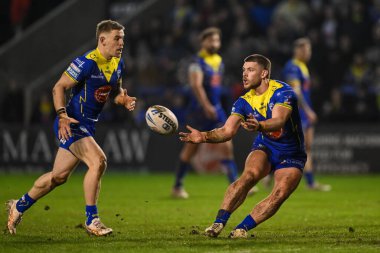 Warrington Wolves 'tan Danny Walker, 23 Şubat 202' de İngiltere 'nin Warrington kentinde oynanan Warrington Wolves-Hull FC maçında pas attı.