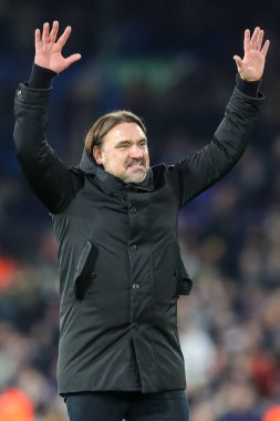 Leeds United 'ın Daniel Farke teknik direktörü, Leeds United ile Leicester City arasındaki Sky Bet Şampiyonası maçını 23 Şubat 202' de Leeds Road, İngiltere 'de kutluyor.