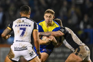 Warrington Wolves 'dan Sam Powell, 23 Şubat 202' de Warrington, Warrington 'da oynanan Betfred Süper Lig karşılaşmasında Jayden Okunbor Hull FC tarafından yenildi.