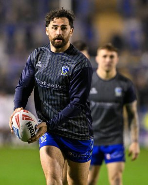 Warrington Wolves 'un Toby King' i Betfred Süper Lig 2. Raundu 'nda ısınma turu sırasında Warrington Wolves, Hull FC' ye karşı Halliwell Jones Stadyumu, Warrington, Birleşik Krallık, 23 Şubat 202