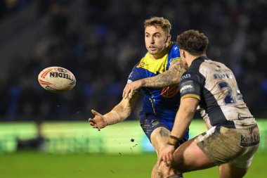 Warrington Wolves 'tan Sam Powell, 23 Şubat 202' de İngiltere 'nin Warrington kentinde oynanan Warrington Wolves vs Hull FC maçında pas attı.