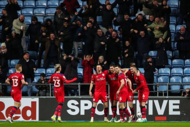 Preston North End 'den Emil Riis Jakobsen, 23 Şubat 202' de Coventry Building Society Arena, Coventry, Birleşik Krallık 'ta Coventry City ve Preston North End arasındaki Sky Bet Şampiyonası maçında 0-1 kazanma hedefini kutluyor.