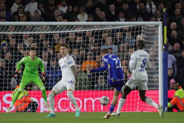 Leicester City 'den Kiernan Dewsbury-Hall atış yaptı fakat Sky Bet Şampiyonası maçında Leeds United ile Leicester City arasında 23 Şubat 202' de Leeds, İngiltere 'de karşı karşıya geldi.