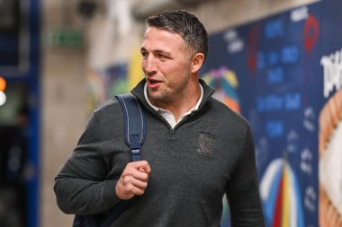 Sam Burgess Warrington Wolves 'un baş antrenörü, 23 Şubat 202' de Warrington, Warrington 'daki Halliwell Jones Stadyumu' nda oynanan Warrington Wolves vs Hull FC maçında Betfred Süper Lig 2.