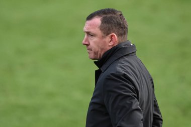 Neill Collins, Barnsley 'nin Sky Bet Ligi 1 maçındaki baş antrenörü Barnsley - Derby County maçı sırasında Oakwell, Barnsley, İngiltere' de 24 Şubat 202