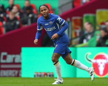 Chelsea 'den Raheem Sterling, 25 Şubat 202' de Wembley Stadyumu 'nda Chelsea ile Liverpool arasındaki Carabao Kupası finalinde