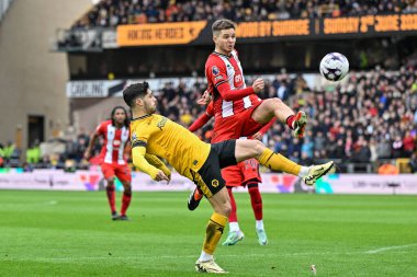 Sheffield United takımından James McAtee Premier League maçında Wolverhampton Wanderers - Sheffield United maçında Molineux, Wolverhampton, İngiltere 'de 25 Şubat 202' de şut çekti.