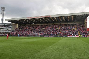 24 Şubat 202 'de Oakwell, Barnsley, İngiltere' de oynanan Sky Bet Ligi 1 karşılaşmasında Ponty End 'in dolup taşması ile sonuçlandı.